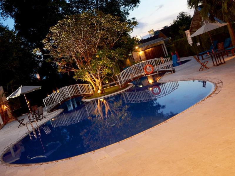 Oyo 743 Garden Guesthouse Maguwo Экстерьер фото