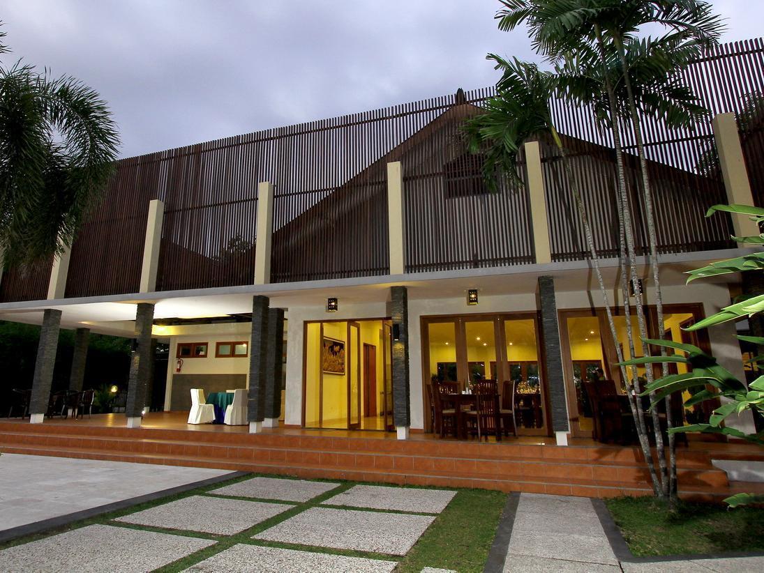 Oyo 743 Garden Guesthouse Maguwo Экстерьер фото