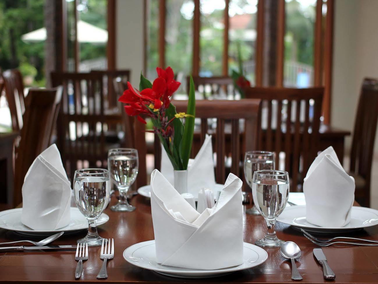Oyo 743 Garden Guesthouse Maguwo Экстерьер фото