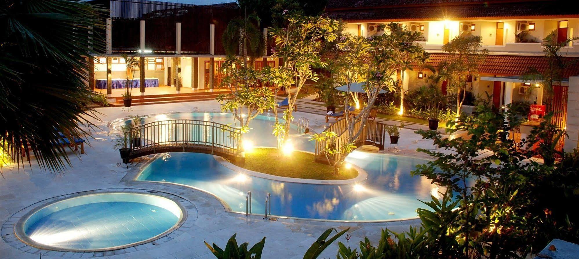 Oyo 743 Garden Guesthouse Maguwo Экстерьер фото