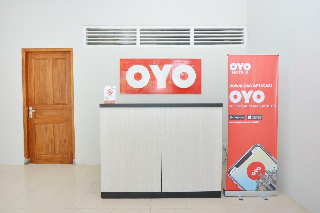 Oyo 743 Garden Guesthouse Maguwo Экстерьер фото