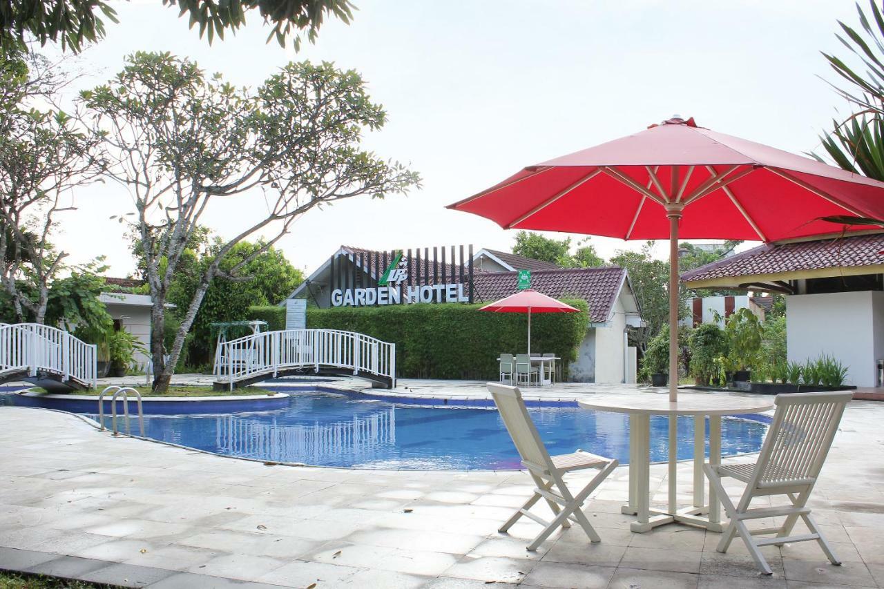 Oyo 743 Garden Guesthouse Maguwo Экстерьер фото