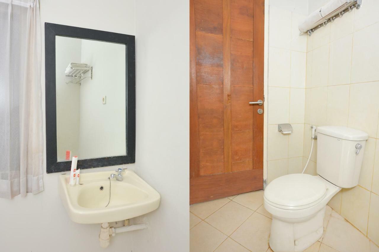 Oyo 743 Garden Guesthouse Maguwo Экстерьер фото